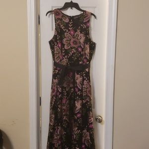Tahari ASL Embroidered Evening Gown